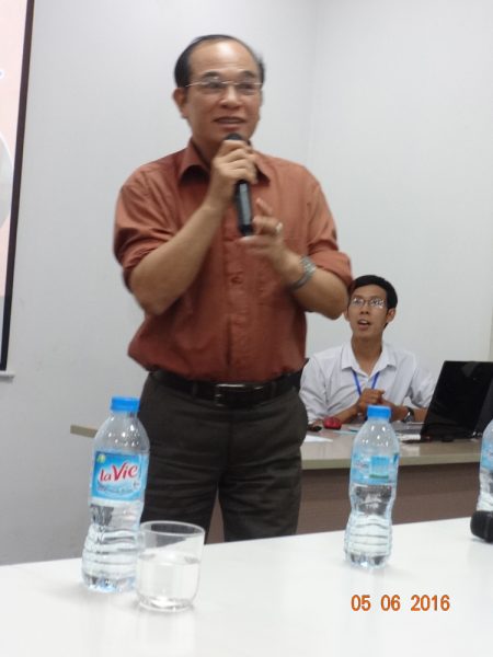 Ông Phạm Huỳnh Công phát biểu